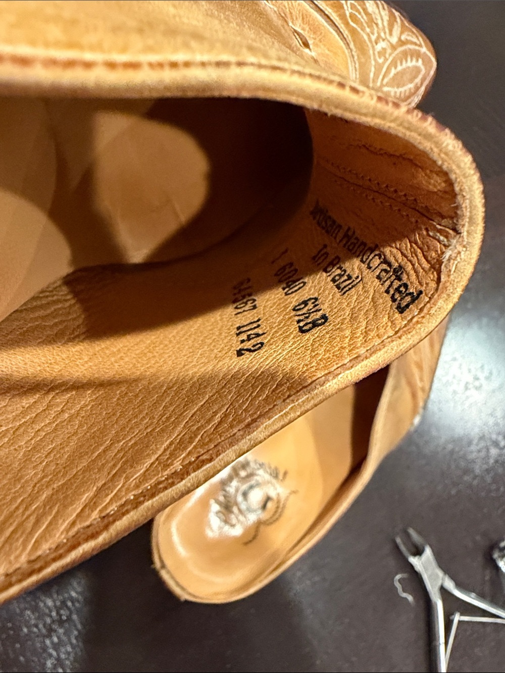 Charlie 1 HORSE Western-Style Leather Mules in Tan with Embroidered Detail - Picture 3 of 9